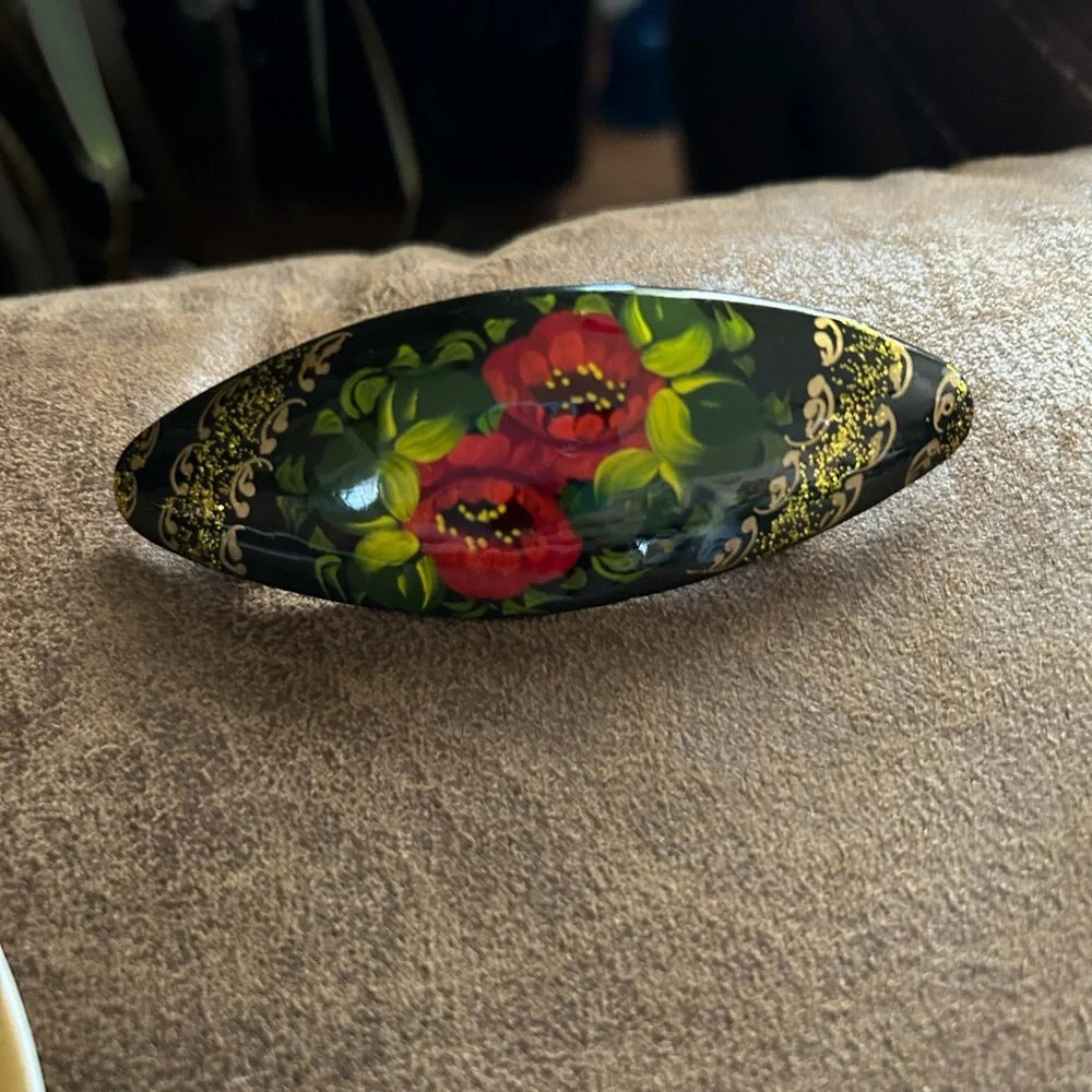 VINTAGE RUSSIAN HAND PAINTED & LACQUERED WOOD HAIR Barrette
